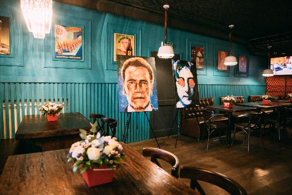 В Москве открылся новый ресторан Stairs