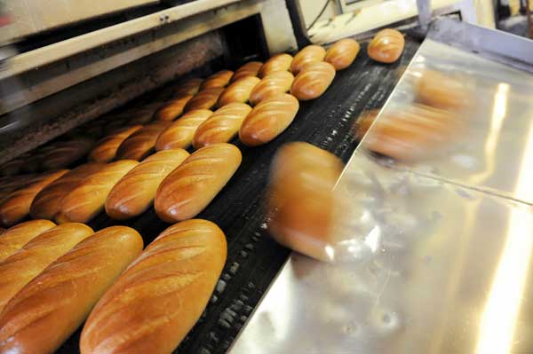 Роспотребнадзор выступил за запрет возврата хлеба производителям 
