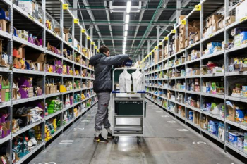 Самокат опередил мировых конкурентов по количеству дарксторов Самокат опередил мировых конкурентов по количеству дарксторов