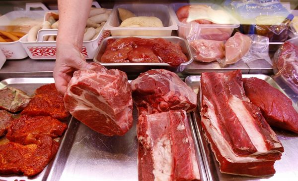 Ритейлеры увеличили продажи охлажденной мясной продукции