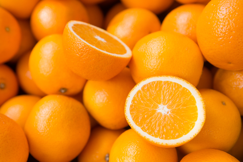 В России резко подорожали апельсины