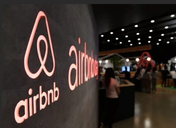 Airbnb приостановила деятельность на территории России и Беларуси