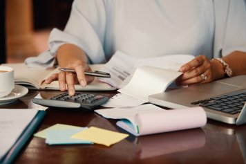 Малый бизнес просит власти отложить увеличение налогового бремени