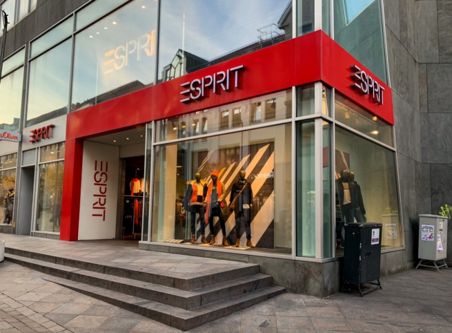 Бренд Esprit показал первую прибыль за четыре года