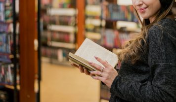 «Читай-город» назвал города с самым высоким спросом на книги ужасов