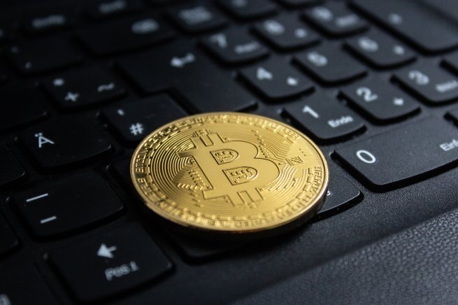 Россиян начнут штрафовать за оплату криптовалютой