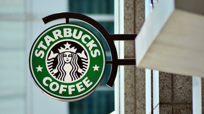 Временный запрет на регистрацию в РФ товарных знаков Starbucks остается в силе