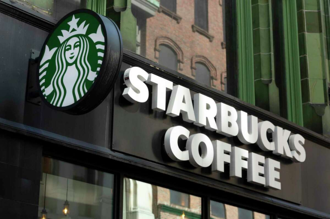 Сотрудники кофеен Starbucks в США начали трехдневную забастовку