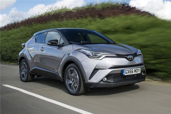 Toyota отзовет в России более 400 автомобилей C-HR