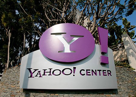 Yahoo создаст конкурента Apple Watch в 2015 году