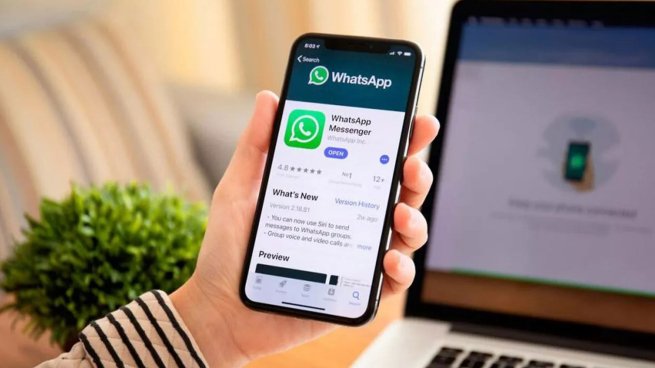 В WhatsApp стала доступна функция защиты чатов с помощью кода В WhatsApp стала доступна функция защиты чатов с помощью кода