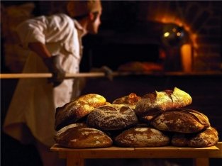 В Томске пенсионерам будут бесплатно раздавать хлеб по выходным