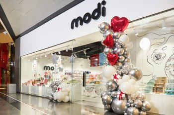 modi открыл 100-й магазин собственной сети