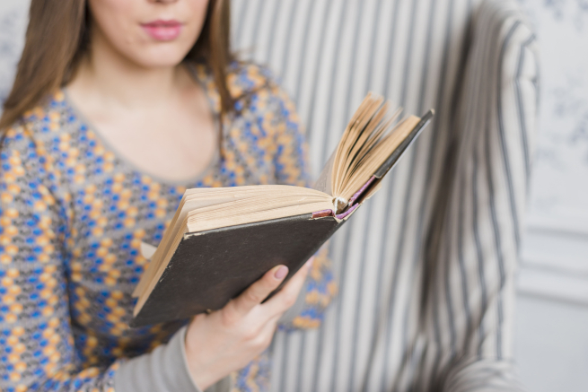 На маркетплейсах вырос спрос на книги, снятые издательством с продажи На маркетплейсах вырос спрос на книги, снятые издательством с продажи