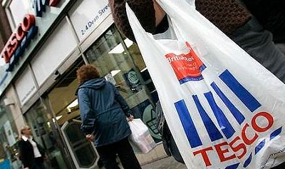 Прибыль Tesco в 2012 году снизилась в 23 раза 