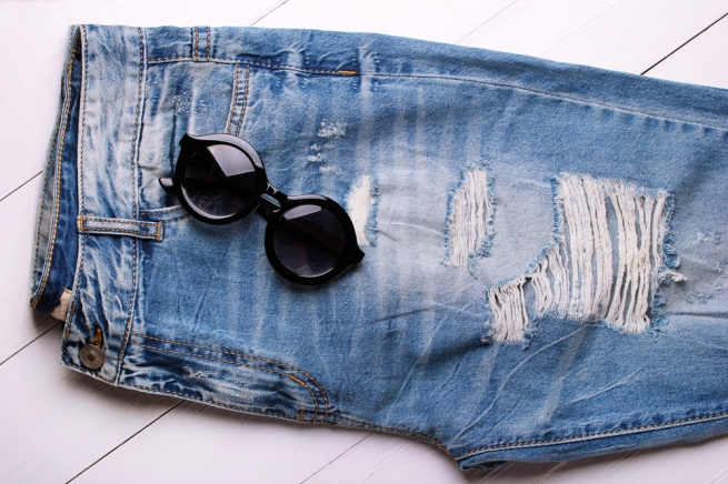 Модные джинсы: 7 актуальных фасонов
