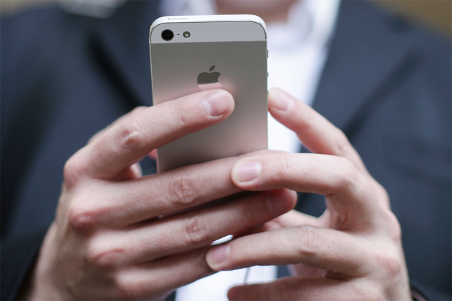 Во Франции оштрафовали Apple за замедление работы старых iPhone