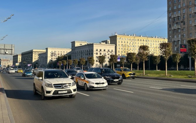 Срок владения легковой машиной за последние 14 лет вырос вдвое Срок владения легковой машиной за последние 14 лет вырос вдвое