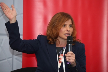 Надежда Романова, CEO PickPoint: «Логистика для e-commerce или что такое постамат?»
