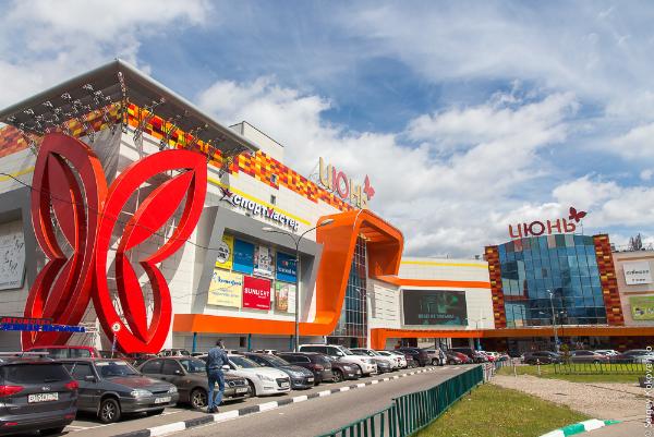 Сбербанк выставил на продажу торговые центры почти на 22 млрд рублей