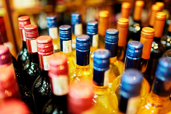 Импортеры предупредили россиян о дефиците алкоголя перед Новым годом