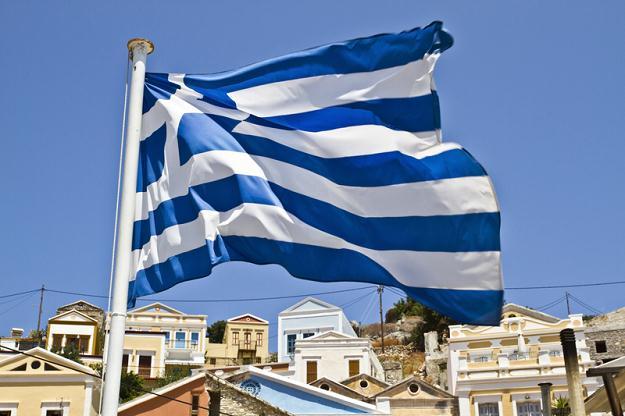 Греки скупают дорогую технику из-за страха обесценивания денег