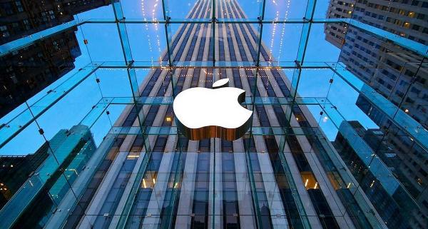 Apple может выпустить складной iPhone в 2023 году