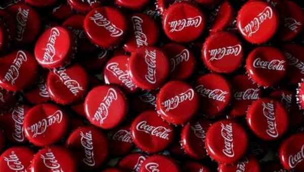 Coca-Cola вводит добровольную цветовую маркировку «Светофор» на своей продукции