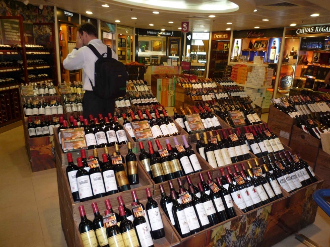 Более половины московских магазинов могут лишиться лицензии на алкоголь