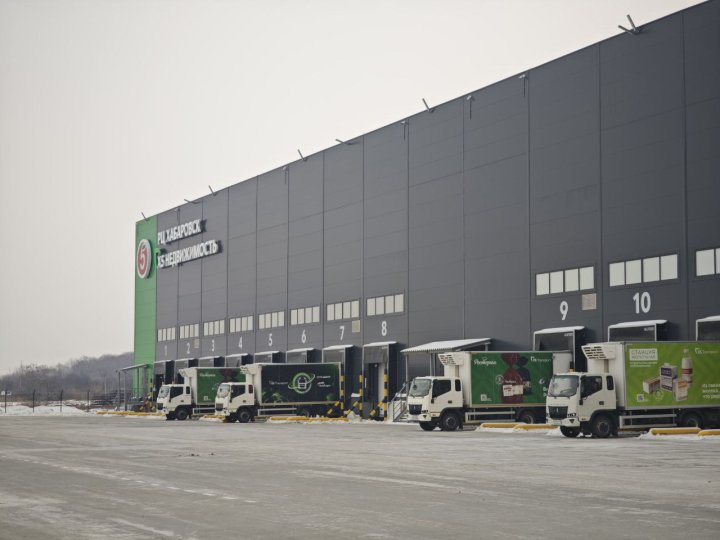 Х5 запустила первый на Дальнем Востоке РЦ «Пятёрочки» (ФОТО) - №1