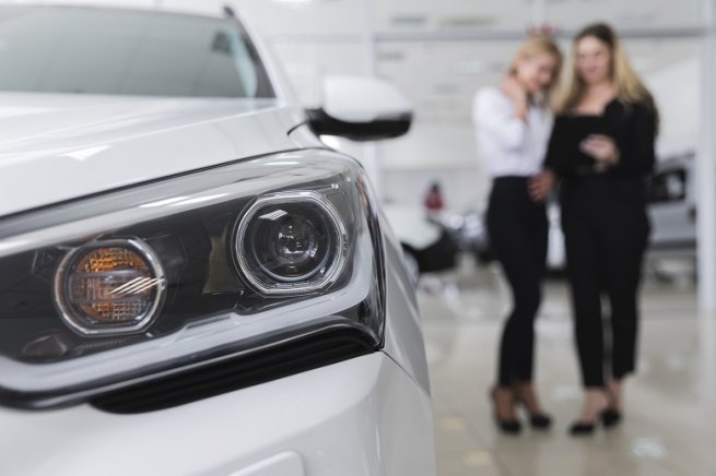 За 11 месяцев продажи новых автомобилей в РФ увеличились на 59%