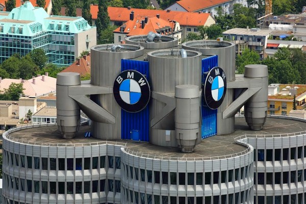 BMW обзавелась складом в Подмосковье