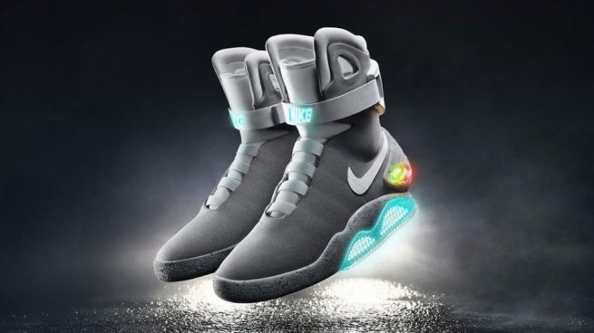 Nike создал самозашнуровывающиеся кроссовки из фильма «Назад в будущее»