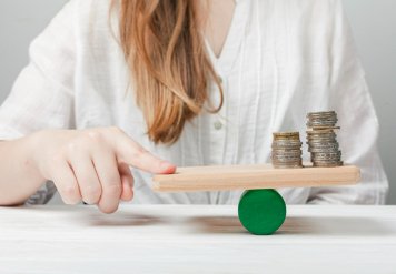 Маркетплейсы сдержали рост цен после атак на логистическую инфраструктуру
