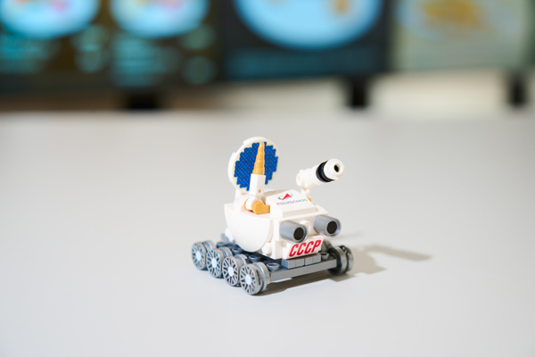 «Вкусно – и точка» запустит первую коллекцию детских конструкторов к Неделе космоса (ФОТО) - №2