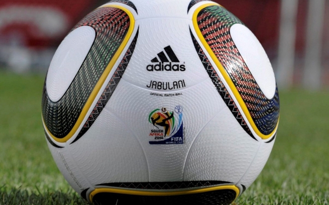 Adidas заработал на чемпионате мира по футболу
