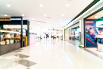 Аренда больших помещений в стрит-ритейле подешевела на 2%