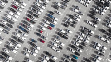 Рынок люксовых автомобилей с пробегом в апреле вырос на 19%