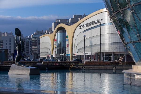 Сбербанк купит торговый центр в Санкт-Петербурге
