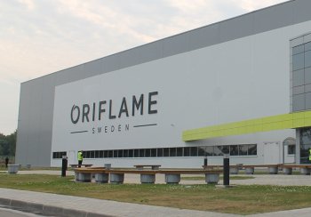 Новый владелец завода Oriflame в РФ наладит производство российских брендов