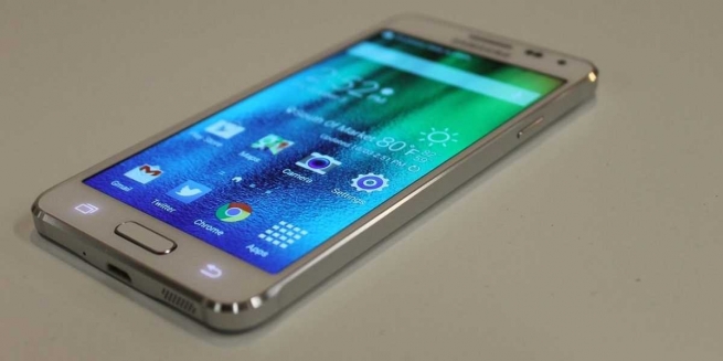 Samsung Galaxy S6 подешевел на треть за два месяца