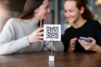 В России планируют запустить офлайн-оплату товаров по клиентскому QR-коду в 2026 году В России планируют запустить офлайн-оплату товаров по клиентскому QR-коду в 2026 году