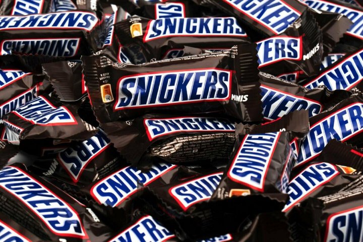 В магазинах Лондона продают произведенные в России батончики Snickers