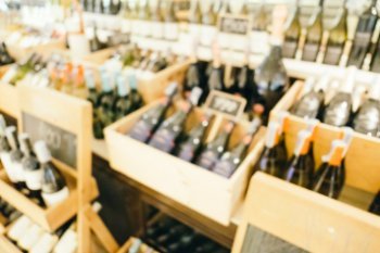 Падение продаж алкоголя в РФ за полугодие составило почти 13%