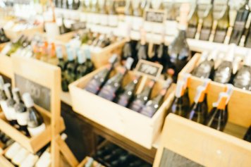 Падение продаж алкоголя в РФ за полугодие составило почти 13%
