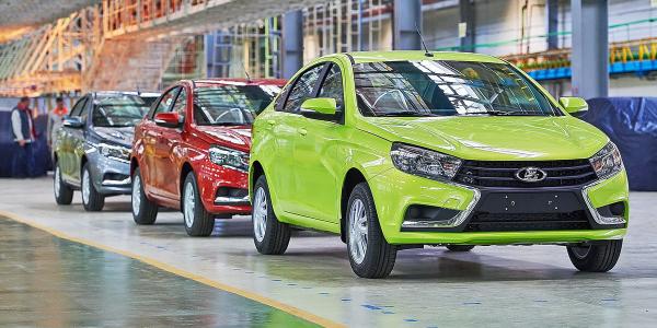 Авторынок РФ в июле сократился на 2,4% Авторынок РФ в июле сократился на 2,4%