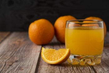 Мосбиржа анонсировала старт торгов фьючерсами на апельсиновый сок