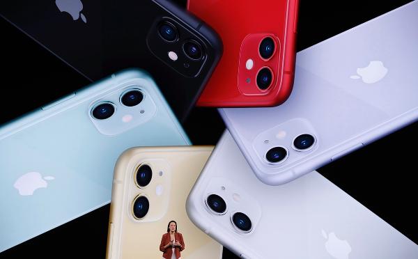 Apple презентовала три новых iPhone