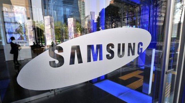 В сентябре Samsung представит новые «умные» часы Gear