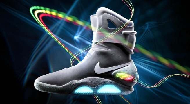 Nike выпустил самозашнуровывающиеся кроссовки из фильма «Назад в будущее»